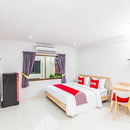 Oyo 435 Frame Residence Phuket Bagian luar foto